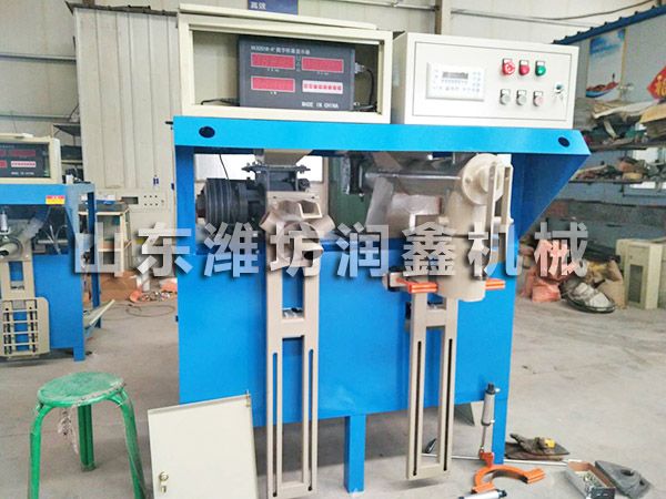 自動（dòng）包裝機 (2)